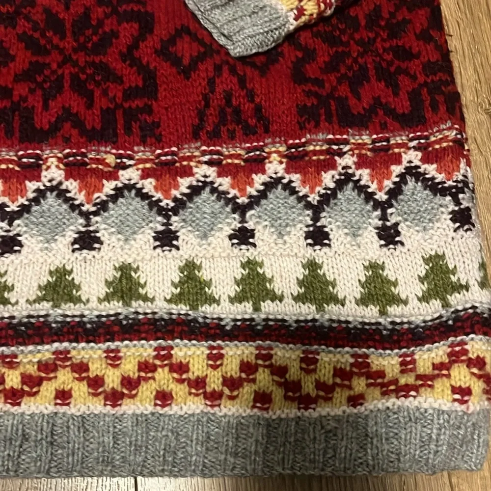 Beautiful warm and cozy wool sweater from Limited Handknit Sz M - Picture 13 of 16